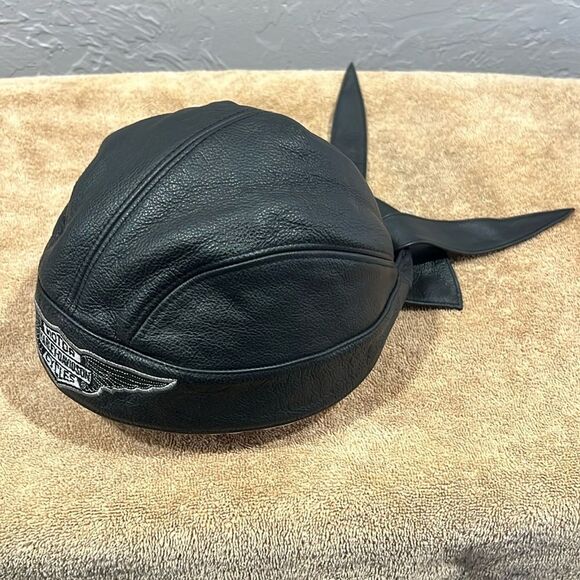 🔥🔥 Vintage HARLEY-DAVIDSON Black Leather Embroidered Bandanna Hat XL - PERFECT - Picture 1 of 10